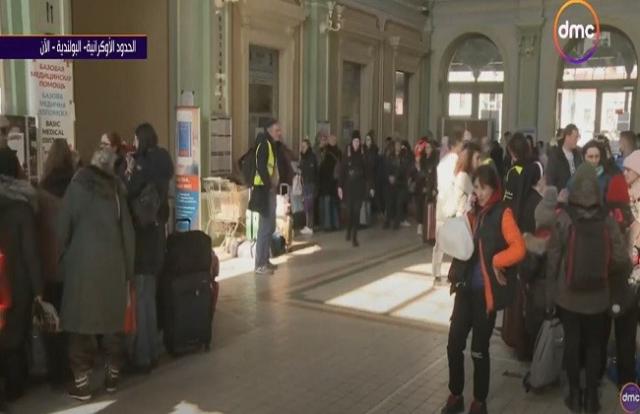 تواصل تدفق الأوكرانيين إلى رومانيا وبولندا - فيديو