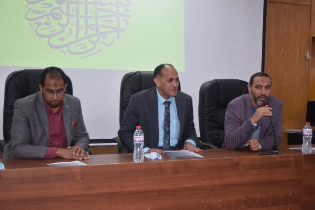 المستشفيات الجامعية بقنا