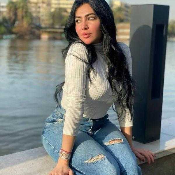 ميريهان حسين تتلقى العديد من عروض الزواج بعد إطلالتها الجديدة