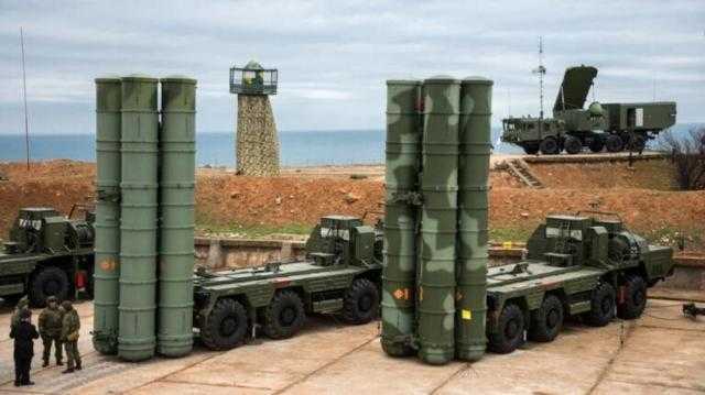 روسيا تعتزم نقل الأسلحة من المستودعات الأوكرانية إلى دونيتسك ولوهانسك