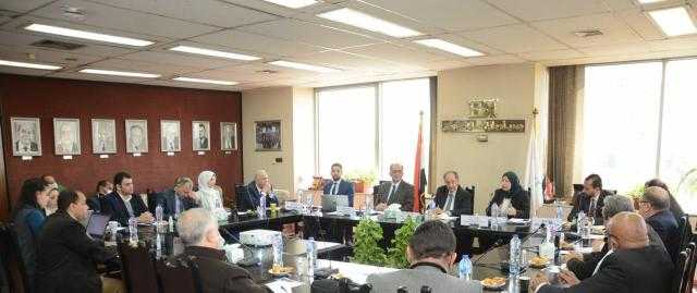 «جمعية رجال الأعمال» تطالب ببدء الفترة التجريبية للوارد جوًا بعد شهر رمضان