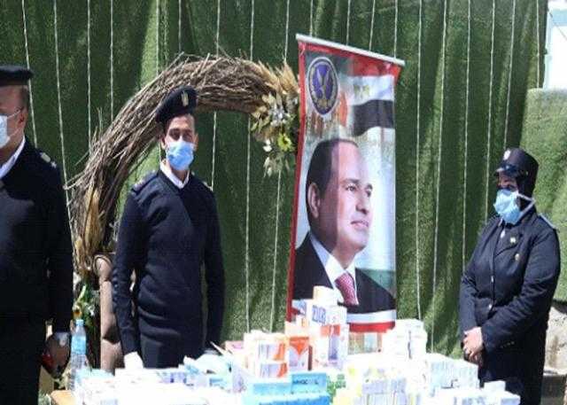 «كلنا واحد» .. الداخلية توجه قافلة إنسانية بقنا وأسيوط «صور»