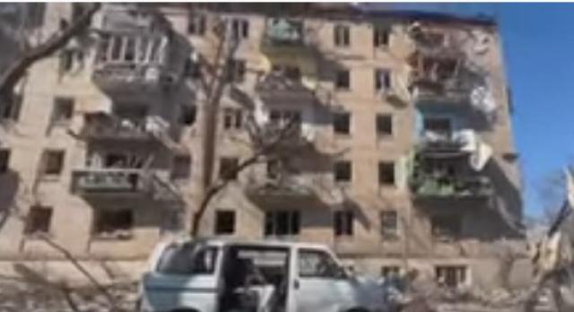مشاهد مفجعة لمنطقة طالها القصف الروسي بكييف الأوكرانية  «فيديو»
