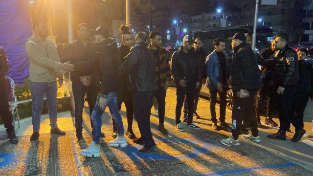 توافد نجوم الأغنية الشعبية على عزاء والدة أورتيجا في الخلفاء الراشدين.. صور