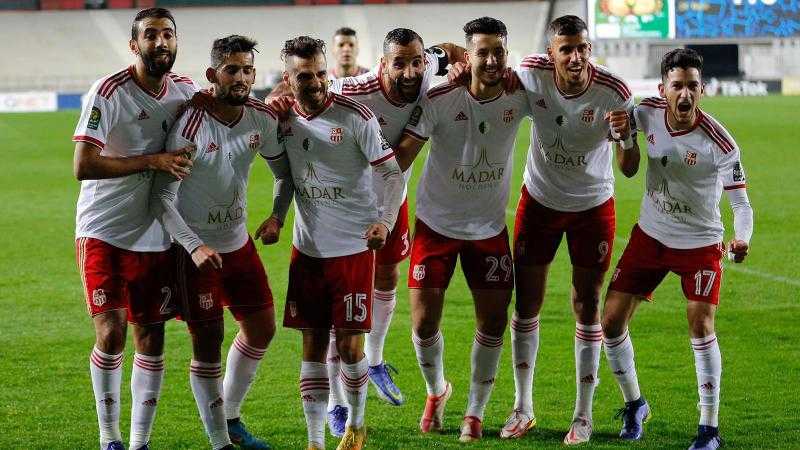 استعدادا لـ ملاقاة الزمالك.. بعثة شباب بلوزداد تصل القاهرة