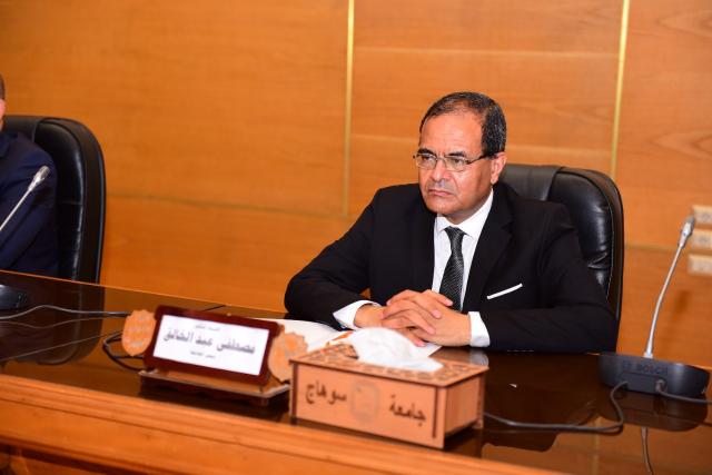 الدكتور مصطفي عبد الخالق رئيس جامعة سوهاج