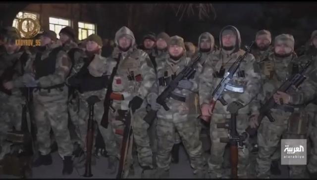 رئيس الشيشان يعلن وصول كتيبة متطوعين إلى أوكرانيا.. فيديو