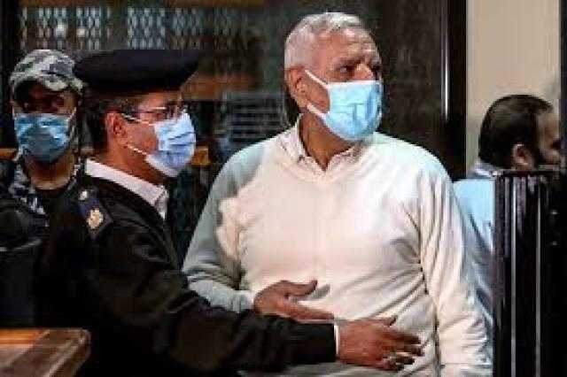 حجز دعوى تطالب بتمكين أبو الفتوح من إدخال راديو وكتب داخل محبسه