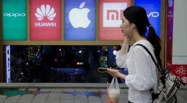 المستقبل قادم.. هواتف الـ5G تغزو العالم بسرعات إنترنت تتخطى الـ1 جيجا بايت في الثانية