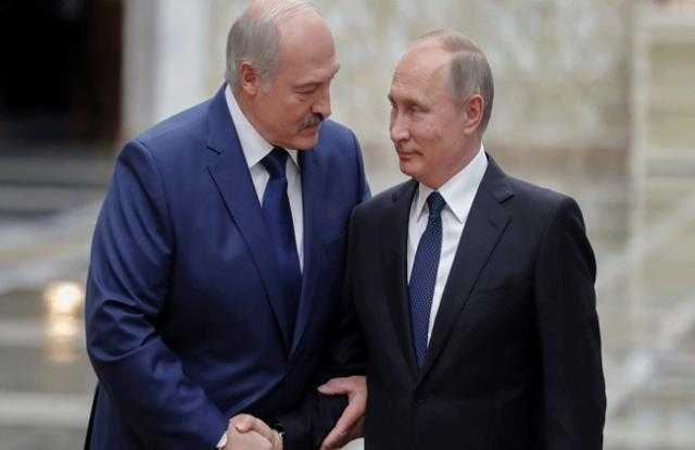 رئيس بيلاروسيا لدول الغرب: «بوتين سيشهد جنازاتنا جميعًا» - فيديو