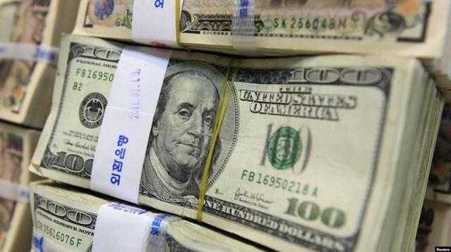 سعر الدولار يواصل الارتفاع ويتخطى 18 جنيهًا في عدد من البنوك