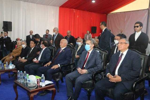 برلماني ومحافظ الغربية يدشنان «مبادرة مشغلي» - صور