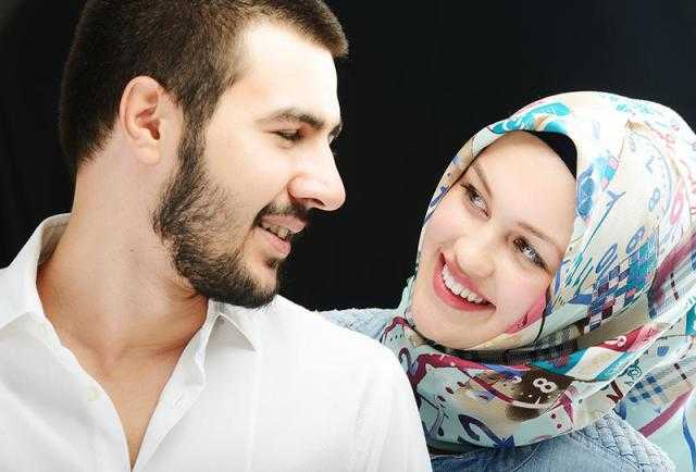 حكم الجماع في نهار رمضان للرجل والمرأة