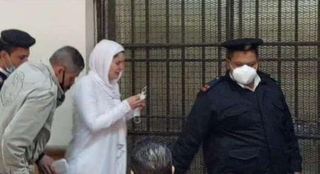 محاكمة حنين حسام 