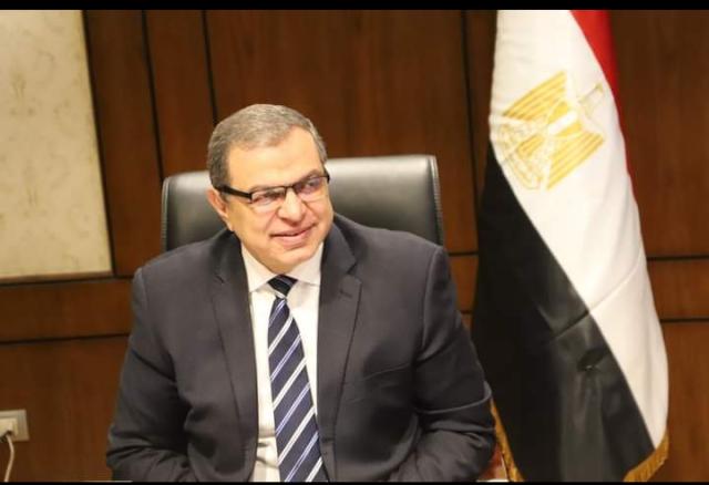 وزير القوى العاملة 