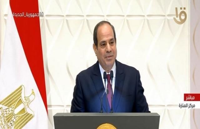 الرئيس السيسي: «لا ينكر دور السيدات إلا جاحد أو ظالم»