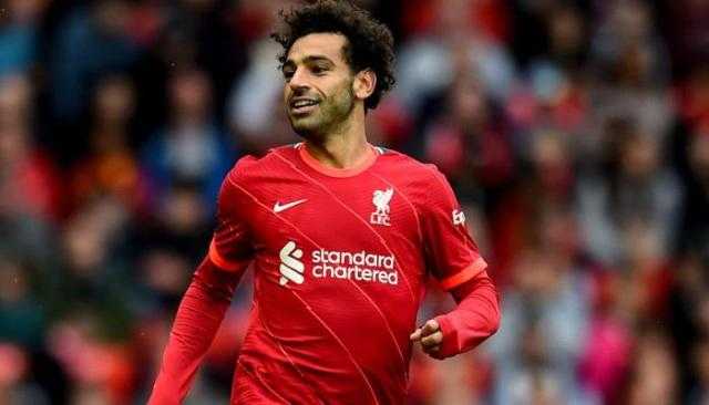 صحيفة فرنسية: باريس يمتلك فرصة ذهبية للتعاقد مع «صلاح»