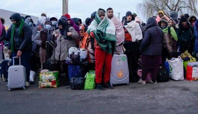 رويترز: الولايات المتحدة الأمريكية تخطط لاستقبال 100 ألف أوكراني غادروا البلاد