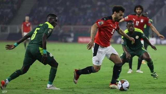 ناقد رياضي يوضح سببا يرجح كفة منتخب مصر أمام السنغال