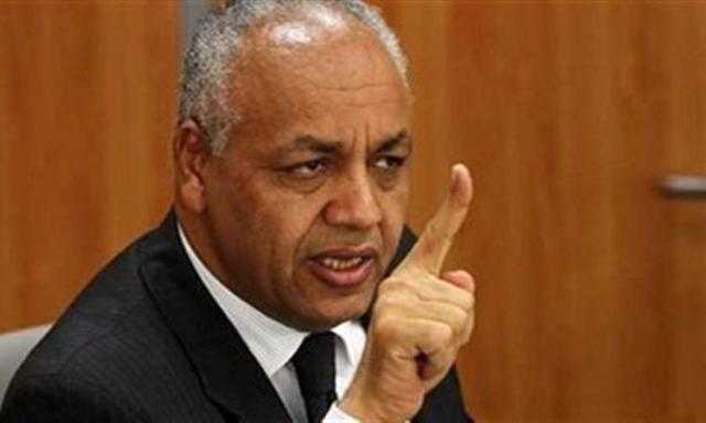 مصطفى بكري يحذر: «الرئيس شايفكم وساكت» - فيديو