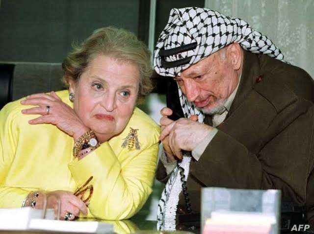مادلين أولبرايت وياسر عرفات