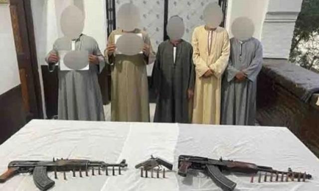 تنفيذ 36 حكمًا قضائيًا في حملة أمنية بأسيوط