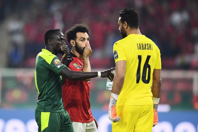 ماني وصلاح وأبو جبل