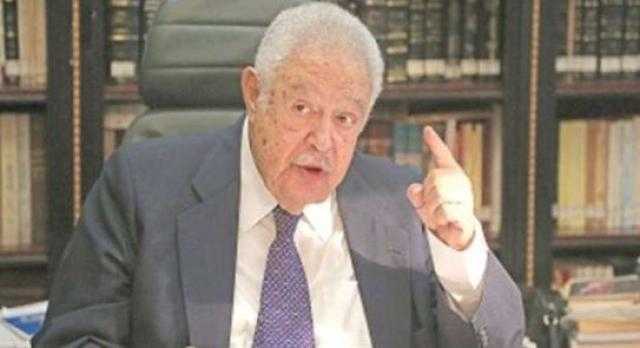 عاجل.. وفاة نقيب المحامين رجائي عطية خلال مرافعته في المحكمة