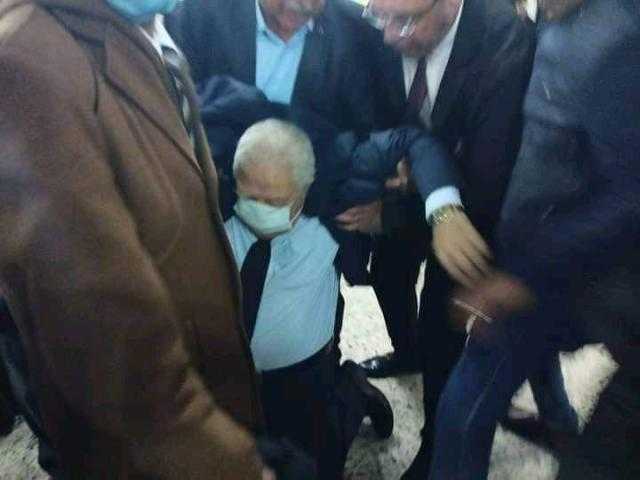 سقط مغشيا عليه.. تفاصيل وفاة نقيب المحامين داخل المحكمة