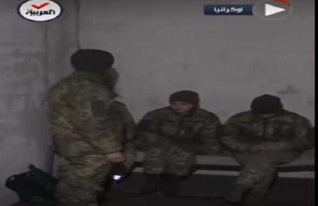 بدون قتال.. عشرات الجنود الأوكرانيين يسلمون أنفسهم قرب العاصمة كييف «فيديو»