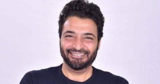 حميد الشاعري يُعلن وفاة شقيقه