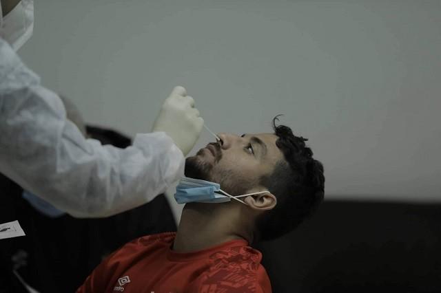مسحة طبية للاعبي الأهلي قبل مران اليوم