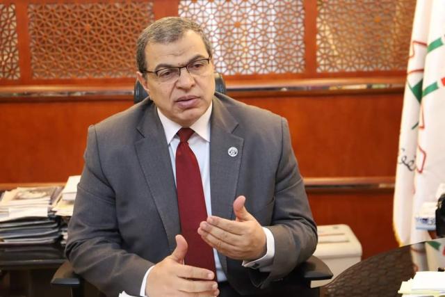 وزير القوى العاملة