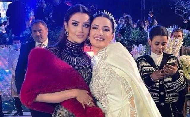 رضوى الشربيني لـ شام الذهبي: «ربنا يجعلها جوازة العمر»