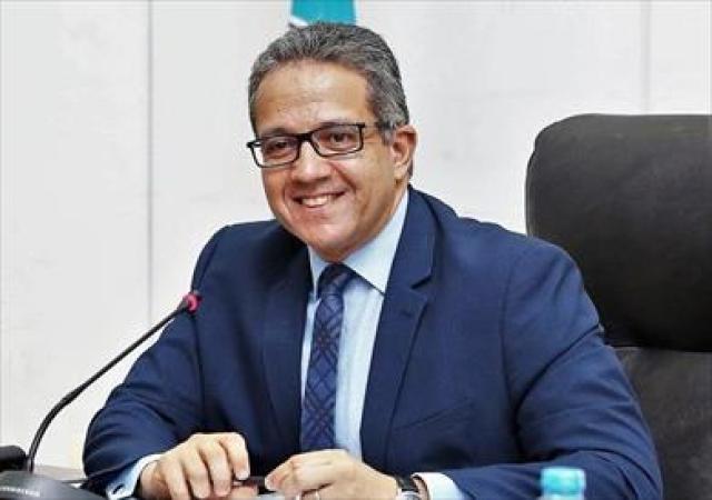 وزير السياحة والآثار