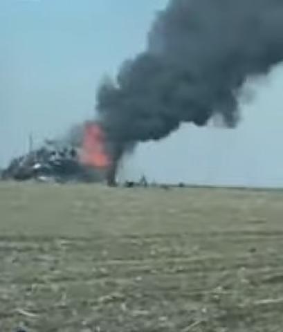 مشهد مروع لإسقاط وتدمير مقاتلة روسية بفضاء أوكرانيا «فيديو»