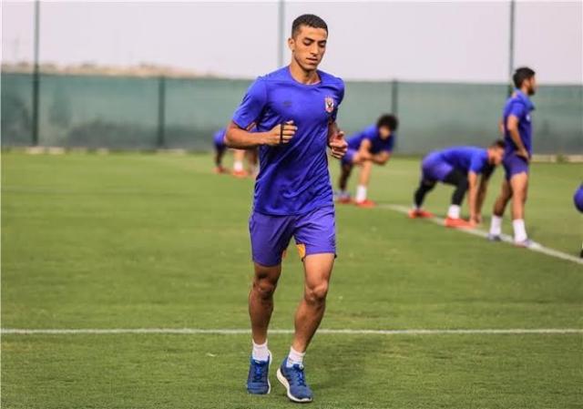 محمد عبدالمنعم يشارك مع الأهلي بقناع واقي