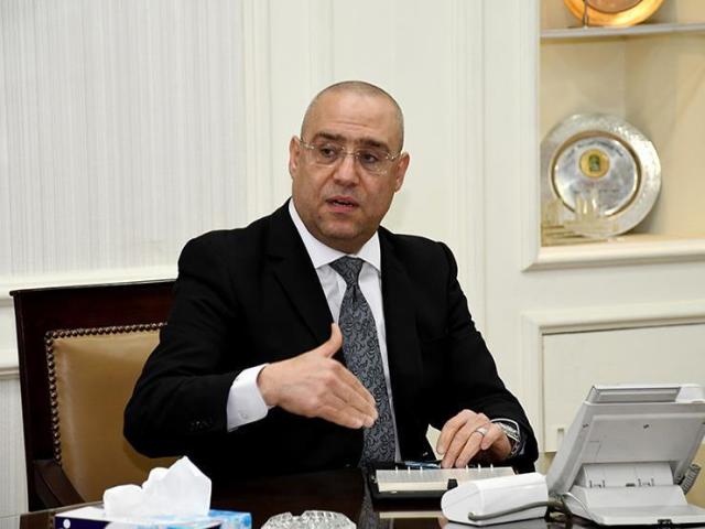  وزير الإسكان