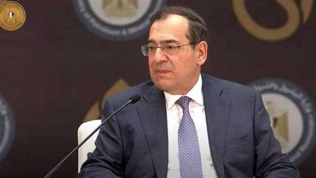 وزير البترول ينعي أبطال تأمين نقطة رفع مياه غرب قناة السويس