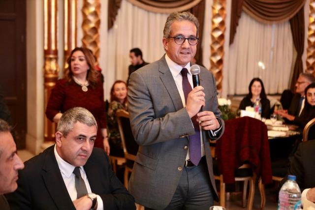 وزير السياحة والآثار