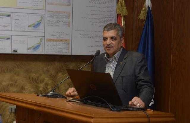 هل تأثرت قناة السويس بالحرب الروسية الأوكرانية؟.. أسامة ربيع يرد