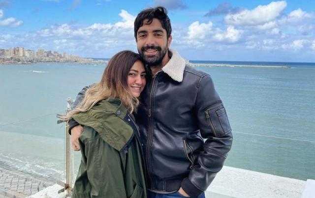 بإطلالة رومانسية.. هند عبد الحليم وزوجها يخطفان الأنظار في أحدث ظهور