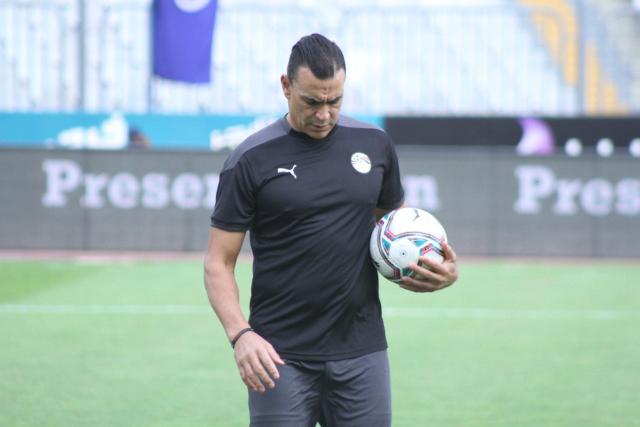 عصام الحضري