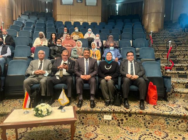 وفد من الهيئة العربية للطاقة الذرية يزور مستشفى 57357 لعلاج سرطان الأطفال