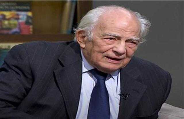 ابنة رشوان توفيق لشقيقتها: «أمنك وأمانك من أولويات أبوكي»