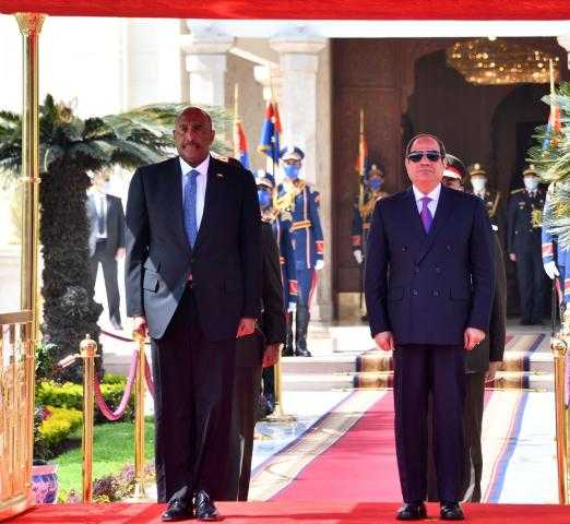 البرهان: «مصر تحتوي كل سوداني على أرضها وعلاقتنا بالقاهرة أزلية»
