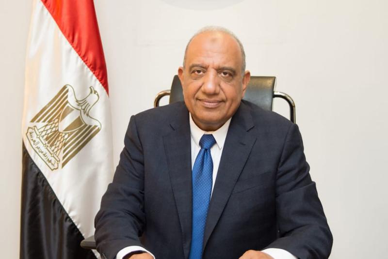 وزير قطاع الأعمال العام