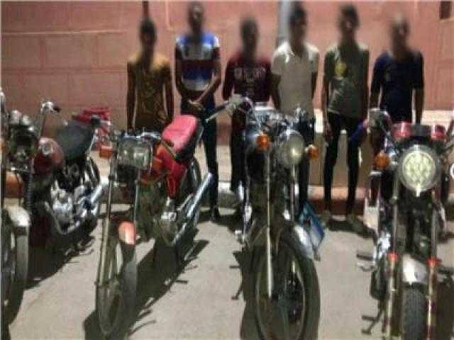 ضبط تشكيل عصابي تخصص في سرقة الدراجات النارية بالغربية