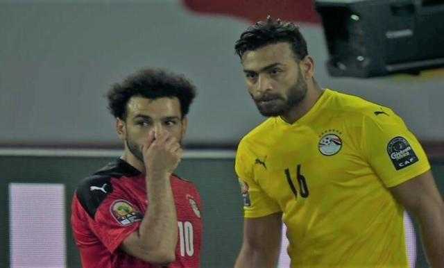 شاهد.. «أبو جبل» يُدعم محمد صلاح بعد الهجوم عليه