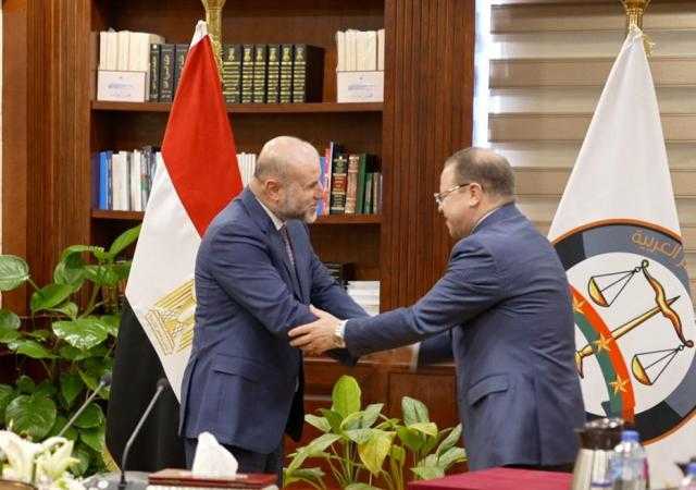 النائب العام يستقبل قاضي قضاة فلسطين